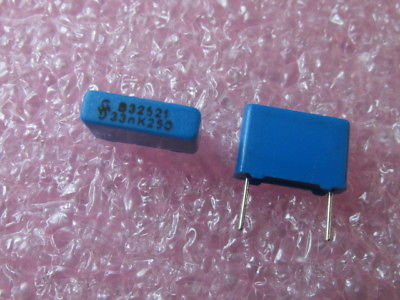 1945 PCS SIEMENS B32521-A3333-K .033MF 10% 250V  CAPACITORS