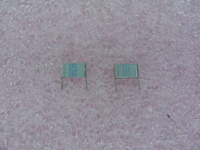 2000 PCS SIEMENS B32561-D3273J .027MF 5% 250V  CAPACITORS