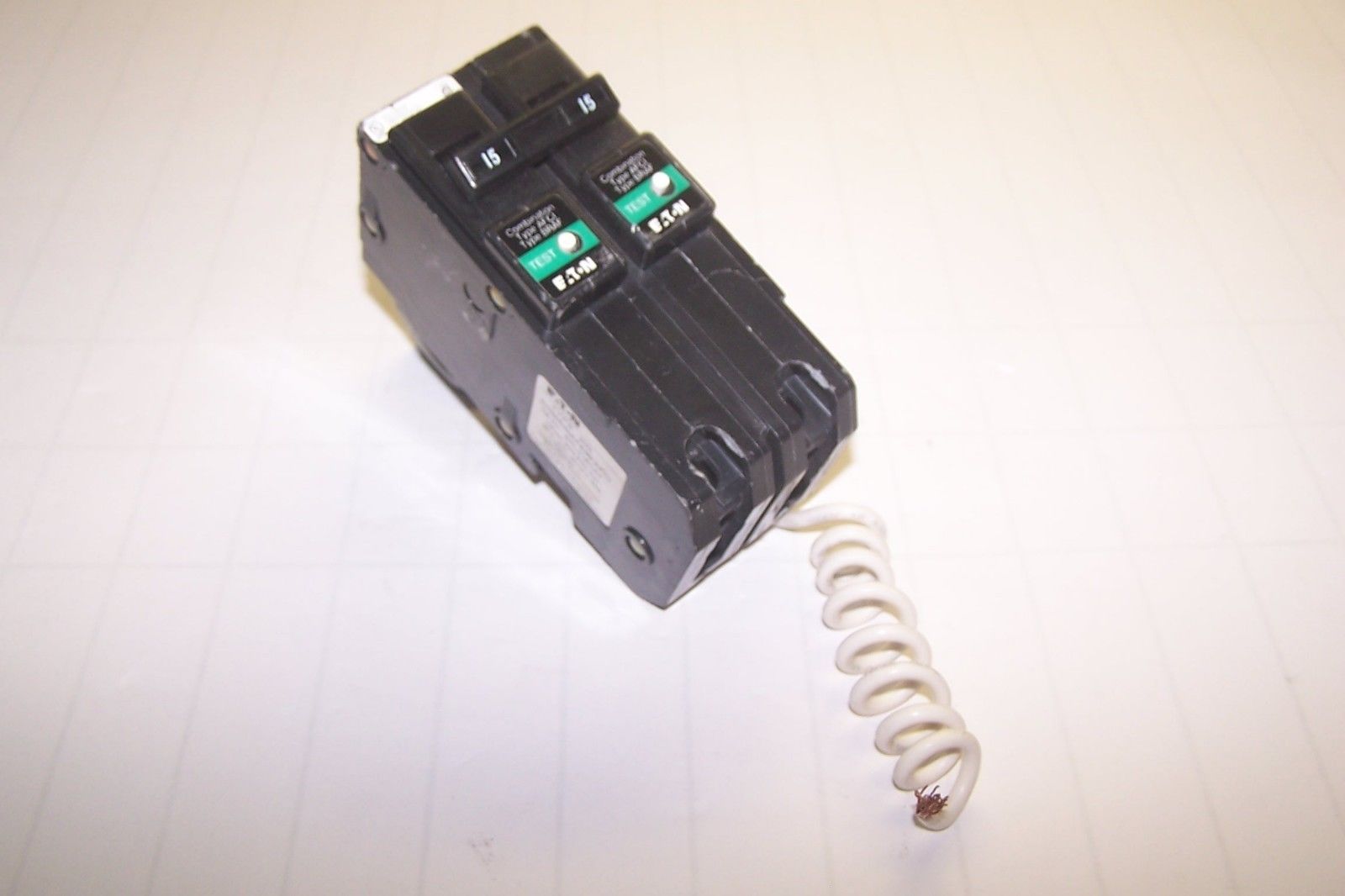 EATON 15 AMP 240 VAC 2 POLE GFI CIRCUIT BREAKER BRL215CAF