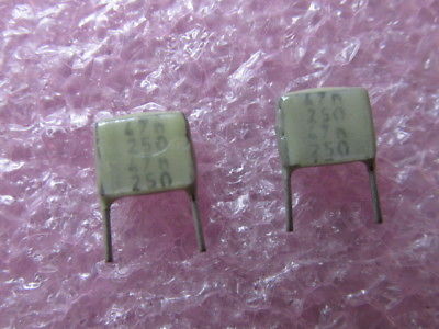 3000 PCS SIEMENS B32570-D5473 .047MF 10% 250V CAPACITORS