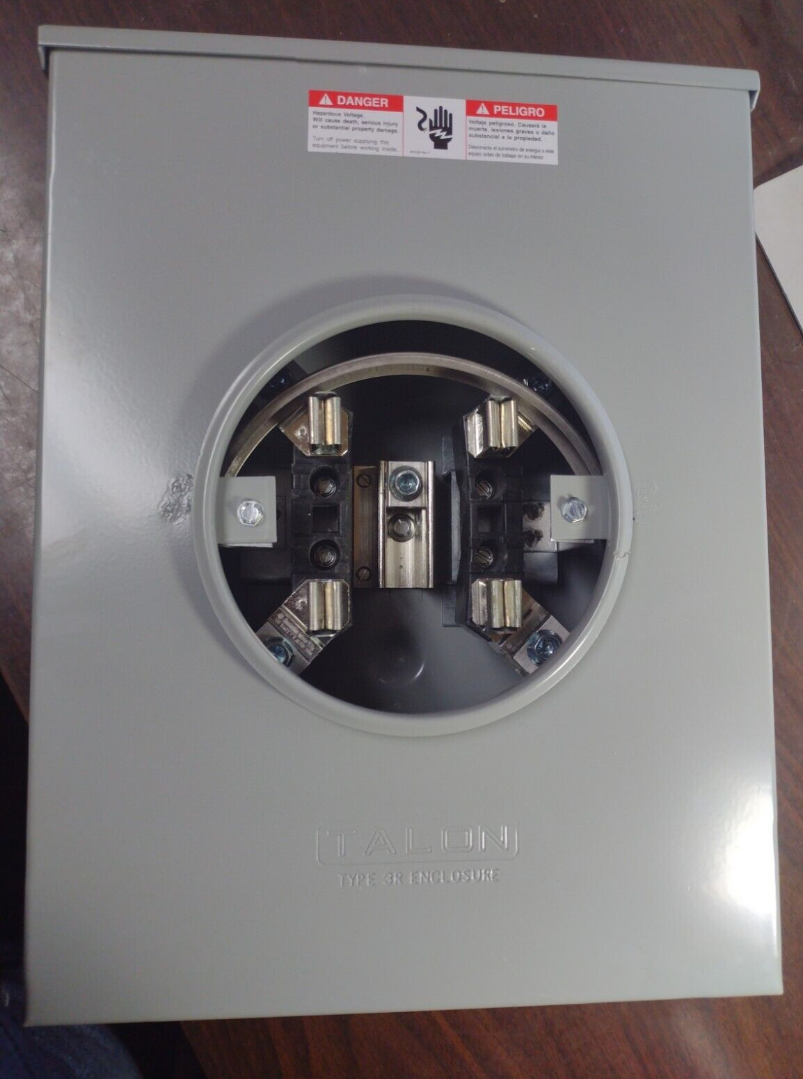 LOT OF 2 SIEMENS TALON UAT427-XGSP ELECTRICAL METER SOCKETS NEW IN BOX