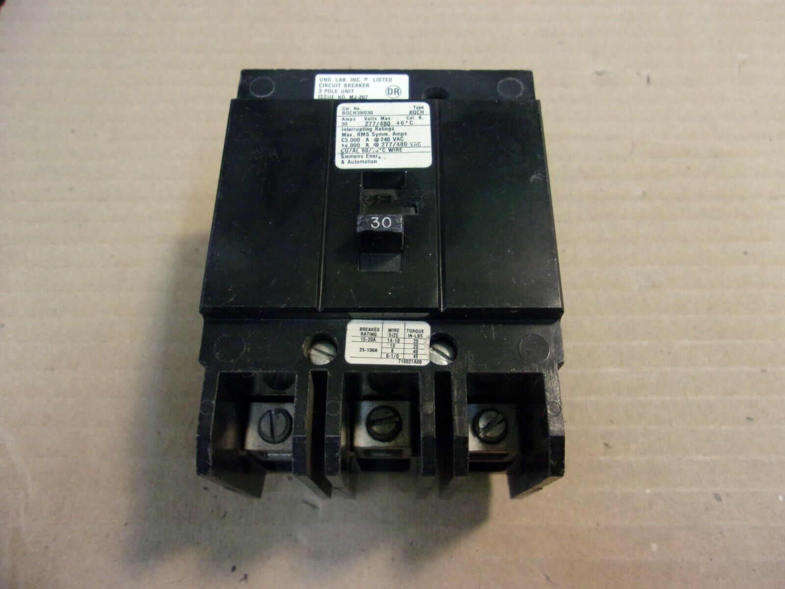 ITE Siemens BQCH BQCH3B030 3 Pole 30 Amp 480v Circuit Breaker 