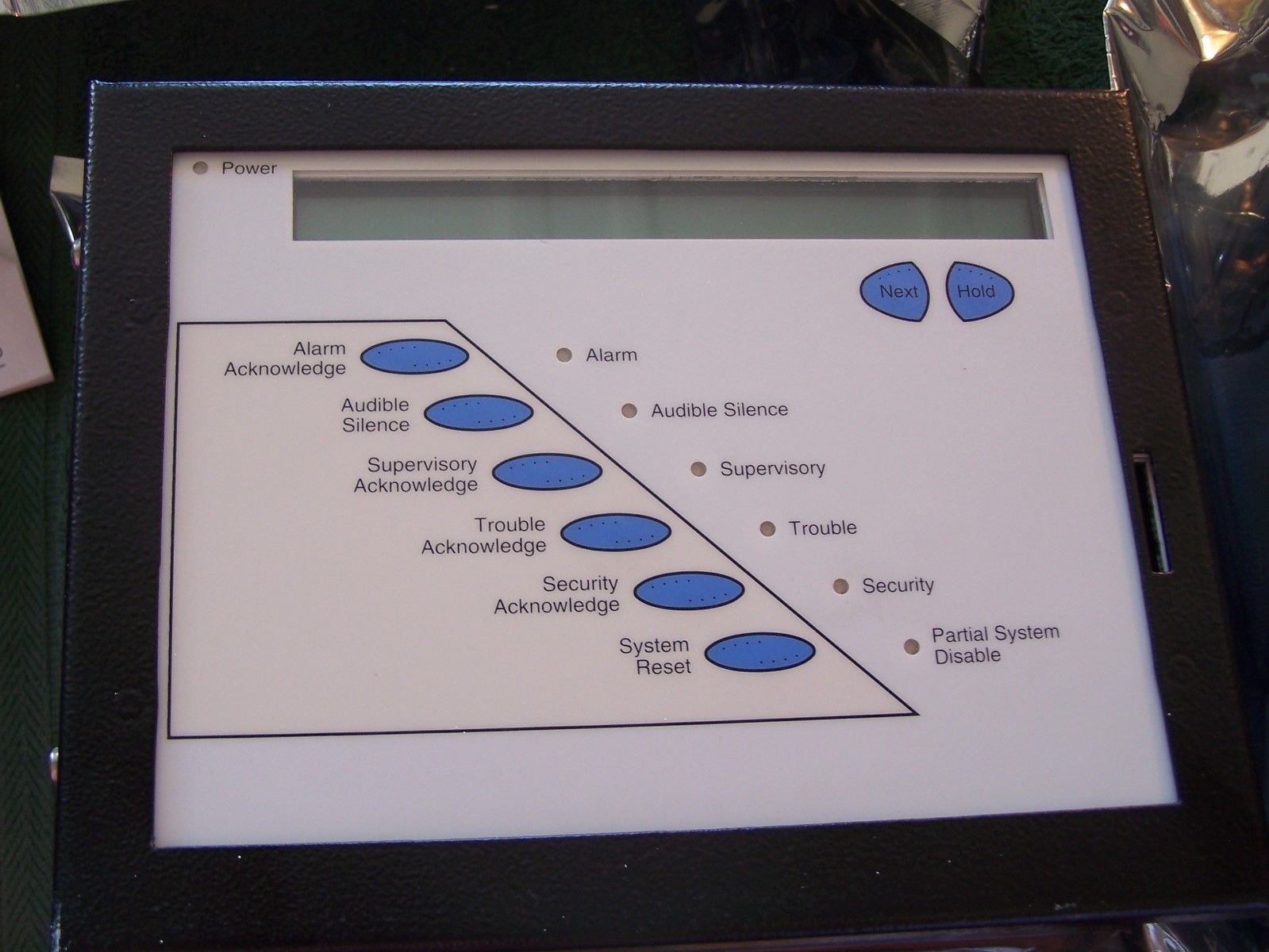 SIEMENS RCC-2 REMOTE COMMAND CENTER ANNUNCIATOR W/O COVER (2 AVAIL.~1 YR. PROT.)