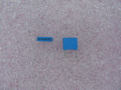 2000 PCS SIEMENS B32520-A3153K .015MF 10% 250V  CAPACITORS