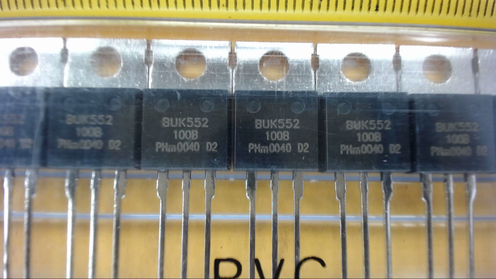 SIEMENS BUK552-100B Through Hole Original Transistor New Lot Quantity-5