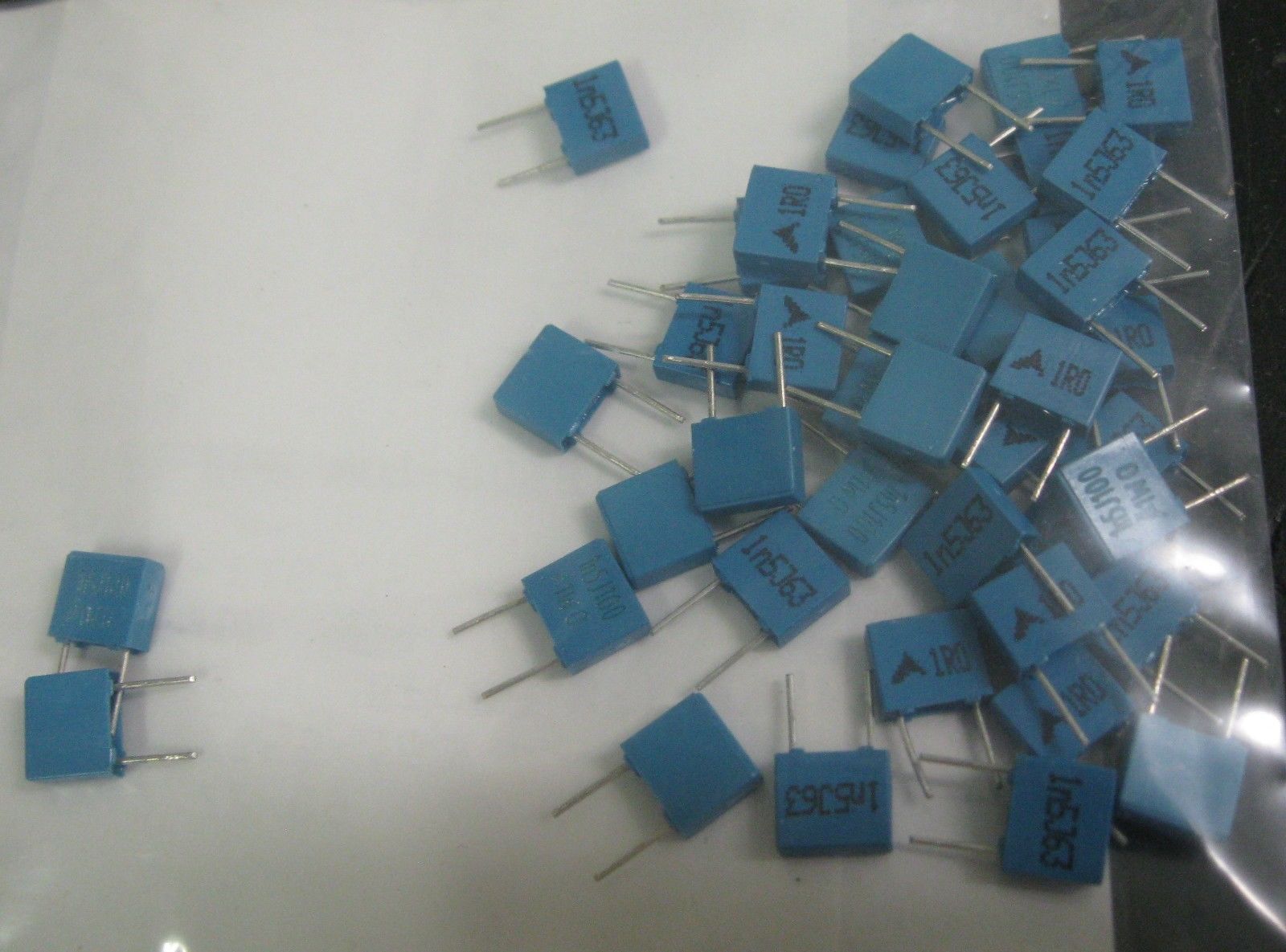 Siemens B32529C152J Capacitor LOT OF 40