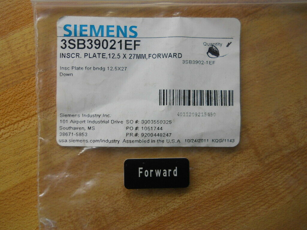 SIEMENS  3SB39021EF FORWARD  INSCRIPTION PLATE 12.5 x 27 MM  NEW