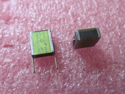 4000 PCS SIEMENS B32540-C3104-J .1MF 5% 250V CAPACITORS