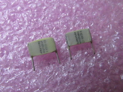 2000 PCS SIEMENS B32571-D3393-J .039MF 5% 250V  CAPACITORS