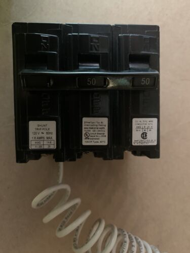 SIEMENS B25000S01 2P 50A SHUNT TRIP BOLT ON Breaker