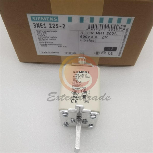 3PCS NEW SIEMENS Low voltage fuse 3NE1225-2 3NE1 225-2 200A 690V