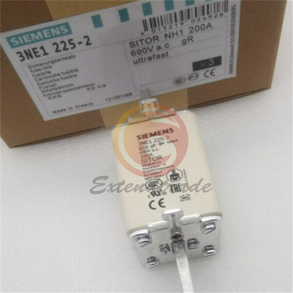 3PC SIEMENS Low voltage fuse 3NE1225-2 3NE1 225-2 200A 690V NEW