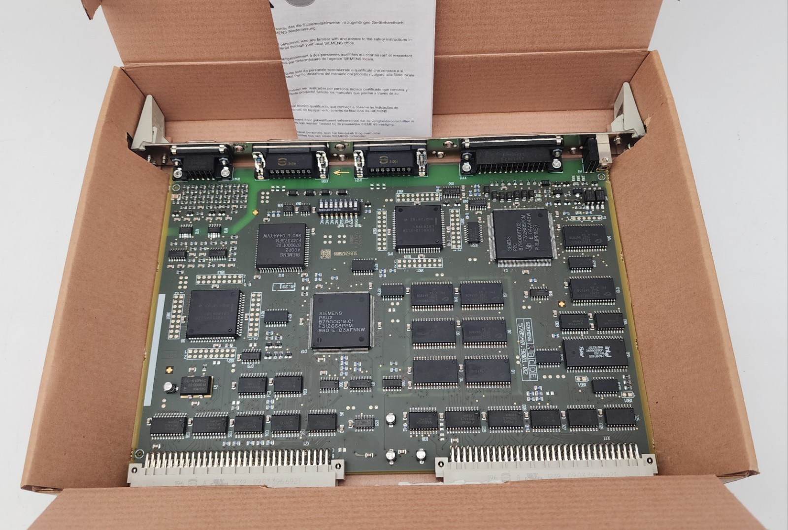 SIEMENS 6FC5110-0CB01-0AA0 CPU INTERFACE 840C PLC 135 WD 6FC51100CB010AA0 *VER F