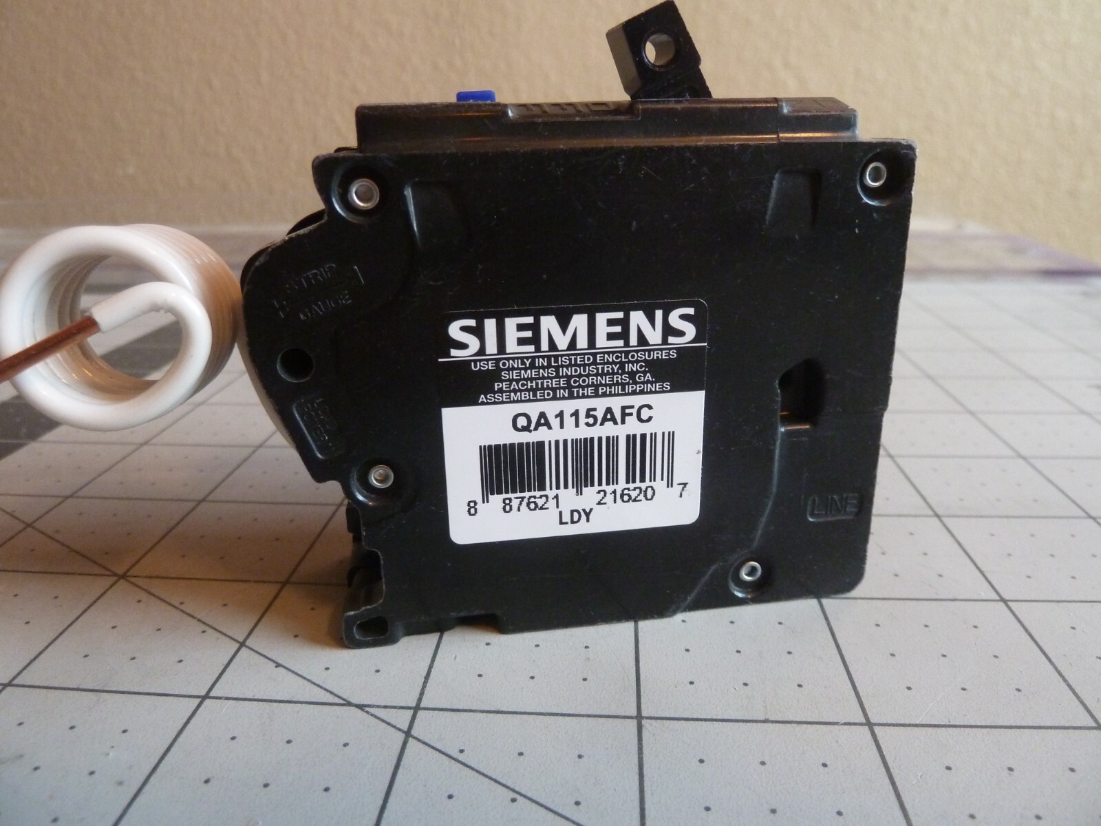 Siemens QA115AFC Arc Fault Combination Circuit Breaker (AFCI)  1-Pole - 15 AMP