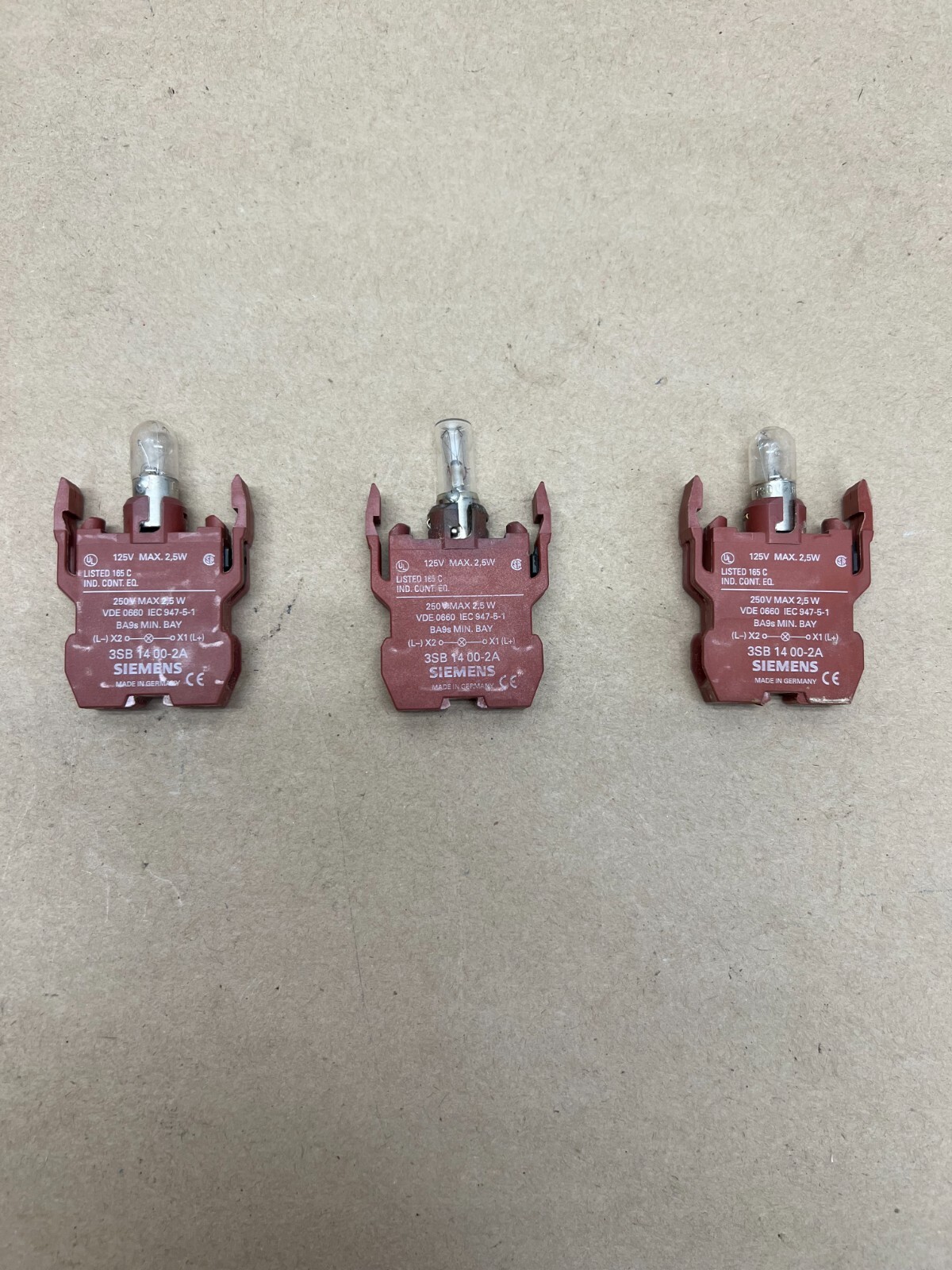 Siemens 3SB1400-2A Switching Element - Lot of 3