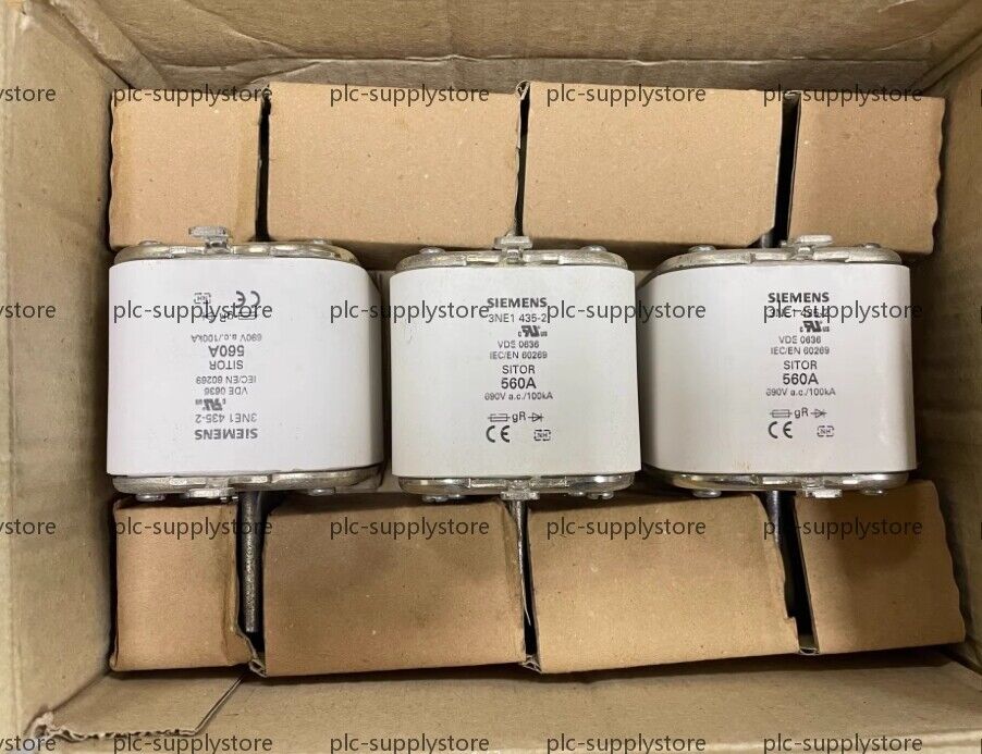 ONE NEW SIEMENS 3NE1 435-2 Fuse 560A 690V 3NE1435-2