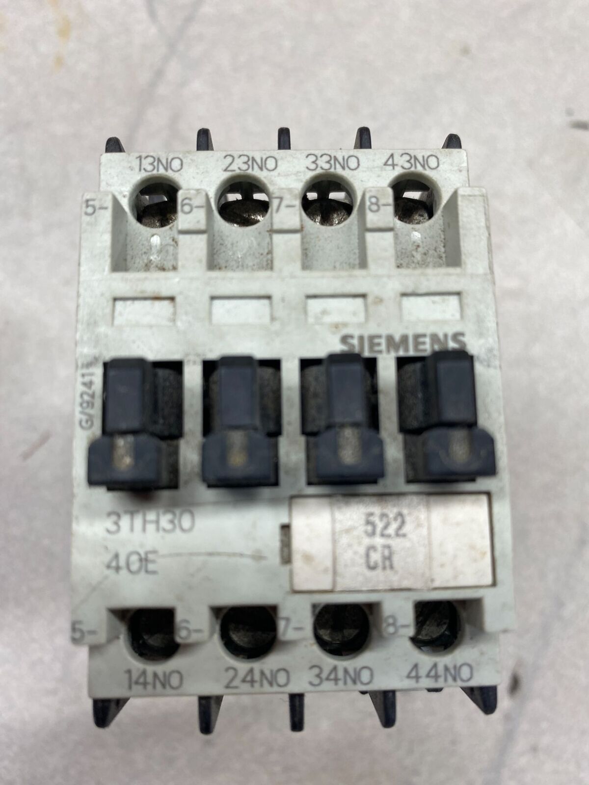 Siemens 3TH3040-0B Contactor Relay USED