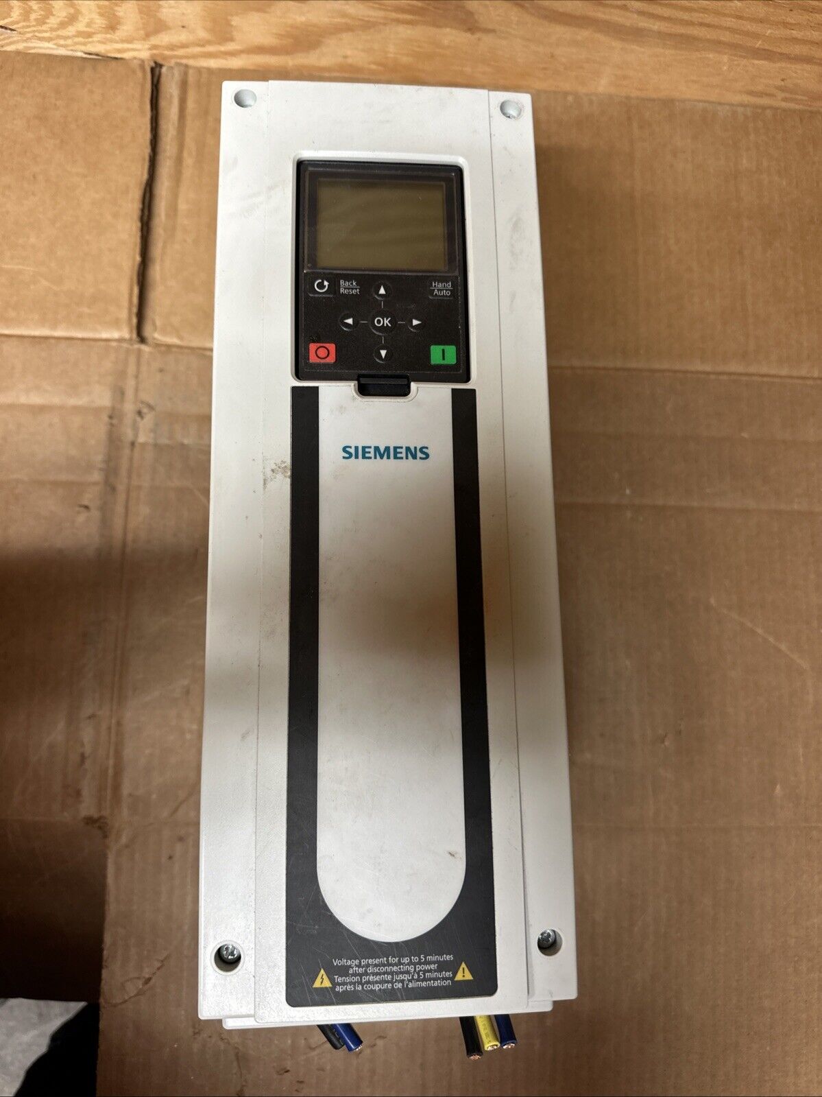 Siemens BT300-015X4-01X - Variable Frequency Drive, 480V, 20HP (15 kW), NEMA 1