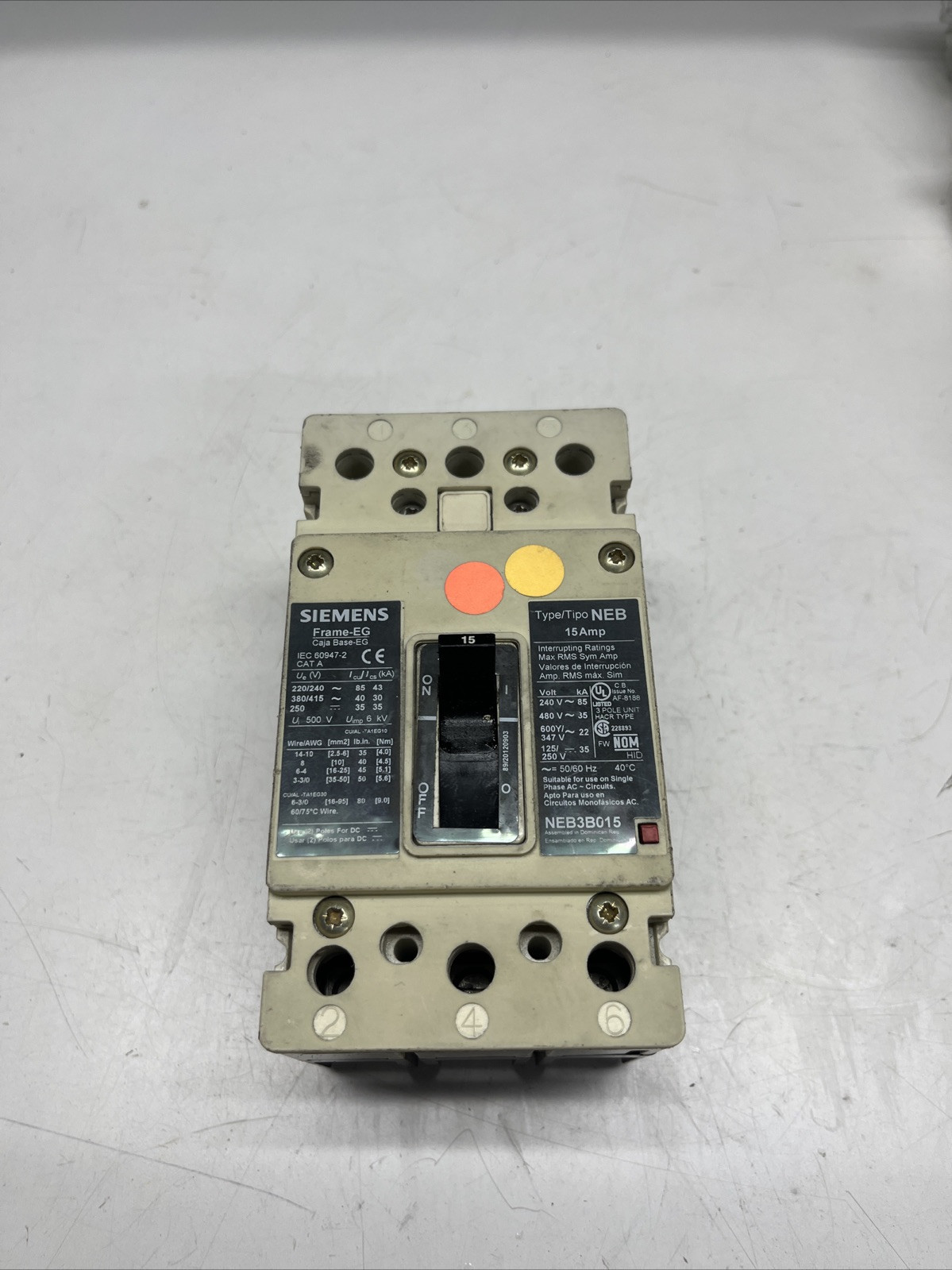 SIEMENS NEB3B015 15 Amp 480 Vac 3 Pole Circuit Breaker *TESTED*