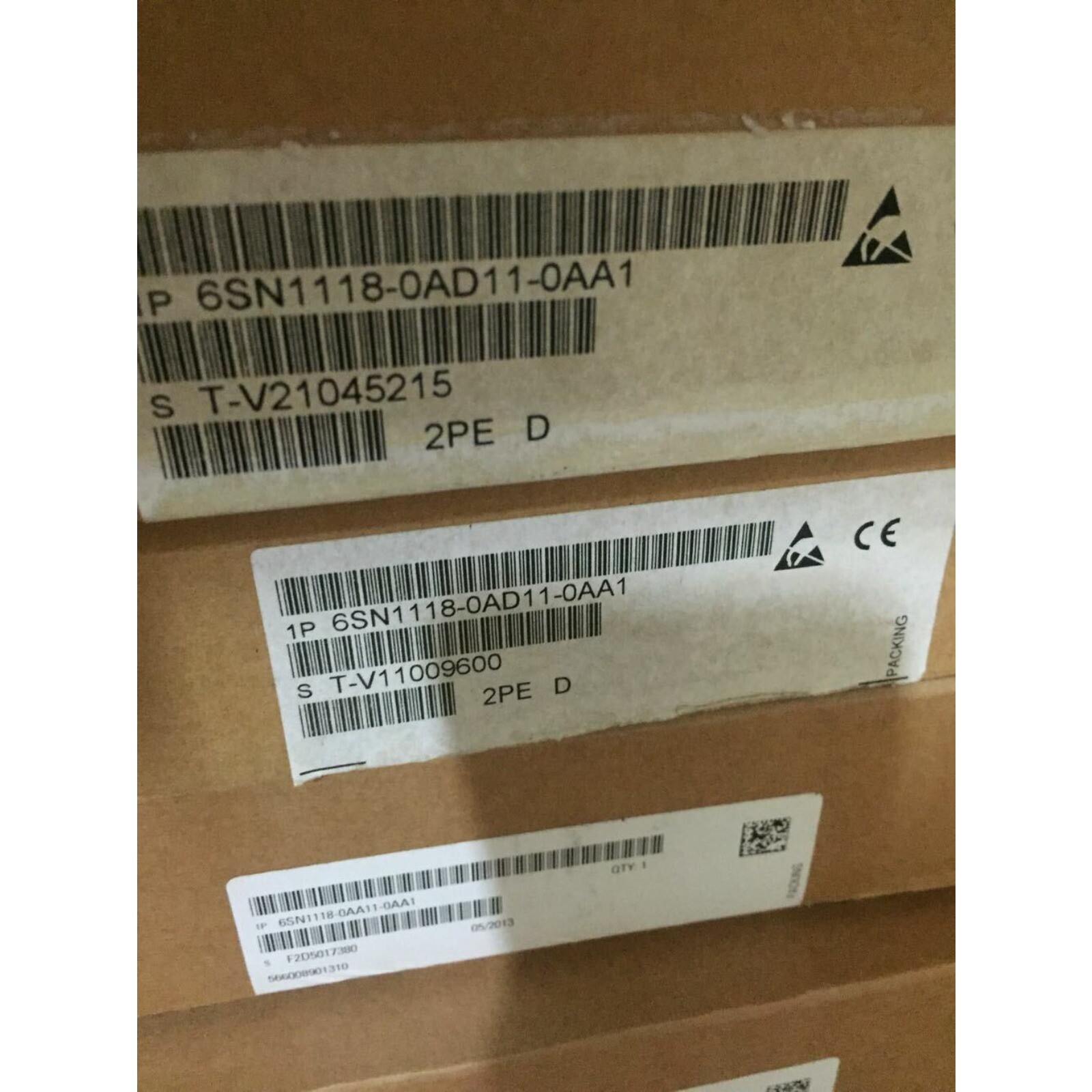 6SN1 118-0AD11-0AA1 1Pcs NEW IN BOX Siemens 6SN1118-0AD11-0AA1