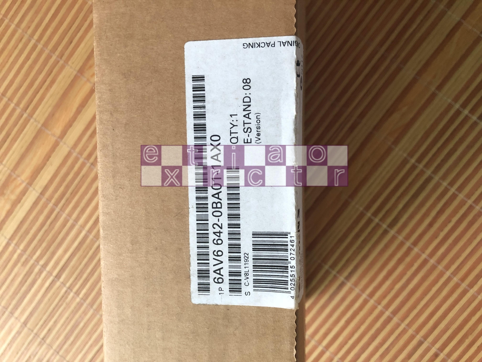 1PCS NEW SIEMENS TOUCH SCREEN 6AV6642-0BA01-1AX0 6AV6 642-0BA01-1AX0