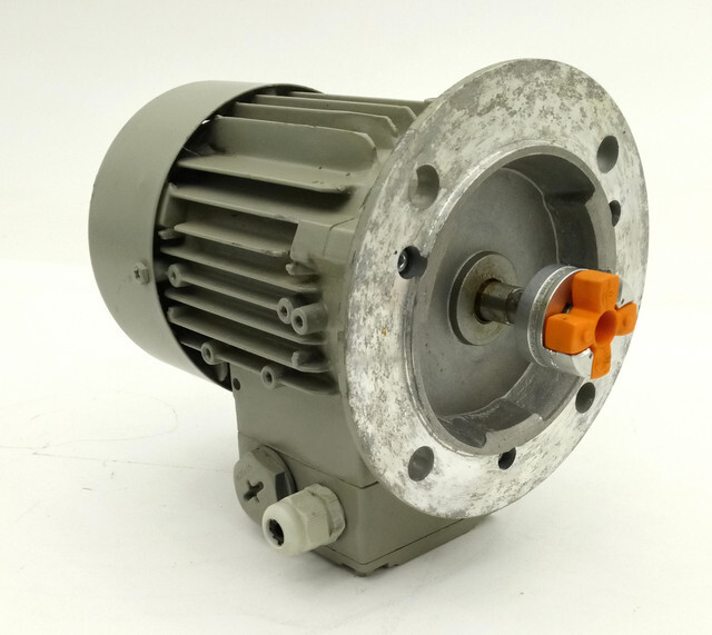 siemens 1LA7060-2AA11 Three Phase Motor 0 18kW 230 400V 2820min⁻¹ Motor IP55 B5