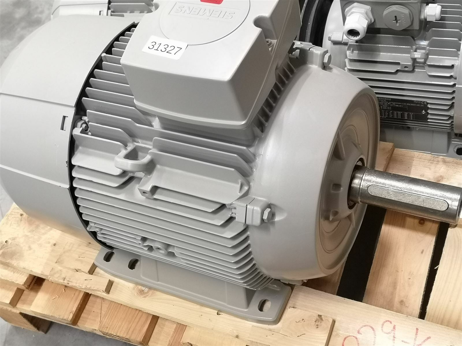 Siemens 11 KW 3000 min B3 1AV2162A 1LE10011DA222AB4-Z Electric Motor