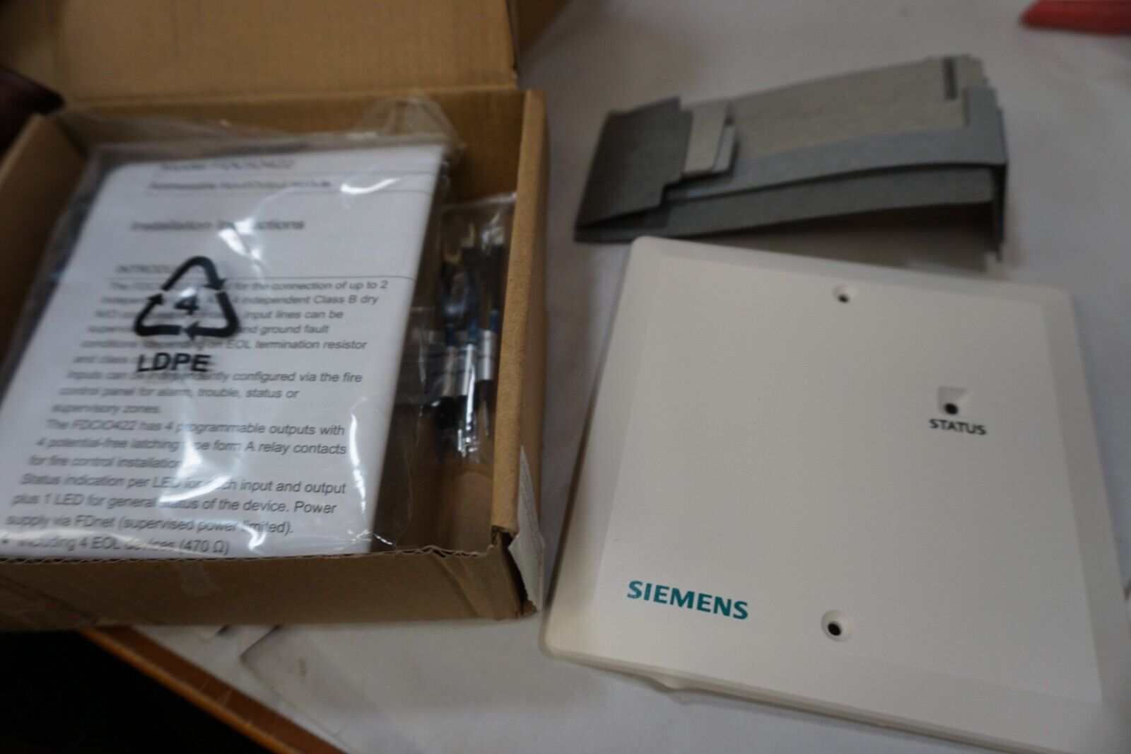Siemens FDCIO422 101021726 Addressable I/O Input / Output Module 120Vac