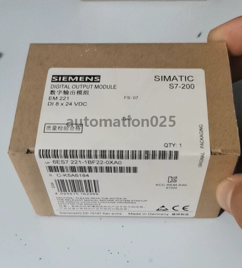 ONE NEW Siemens 6ES7 221-1BF22-0XA0 6ES7221-1BF22-0XA0 Digital Input Module