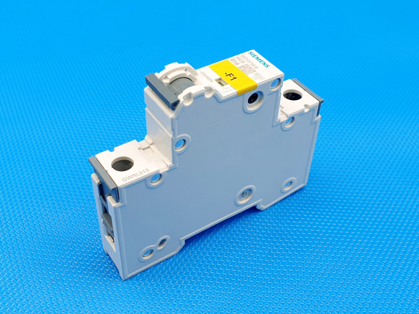 Siemens 5SY4116-6 MCB B16 Remote Switch Switch 230/400V Inc VAT