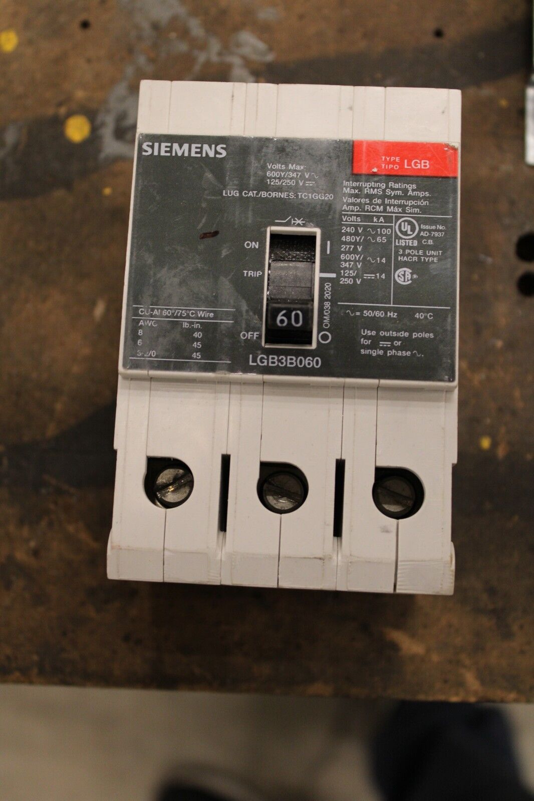 Siemens LGB3B060 60 Amp 3 pole 600V Bolt On 65kA@480v Circuit Breaker