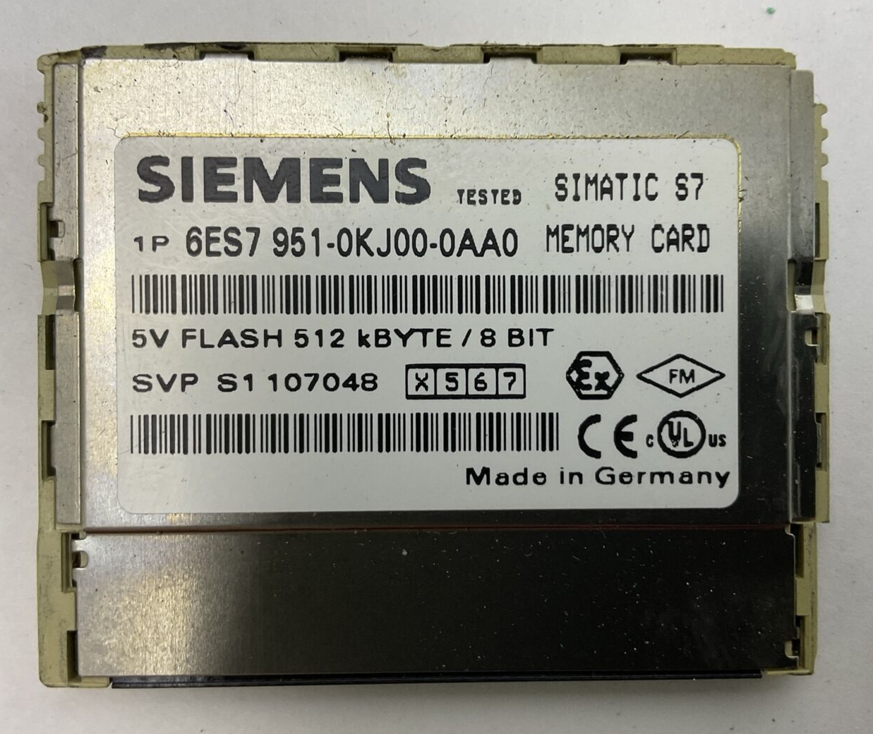 SIEMENS 1P 6ES7 951-0KJ00-0AA0 SMIATIC S7 MEMORY CARD 5V FLASH 512 kBYTE / 8 BIT