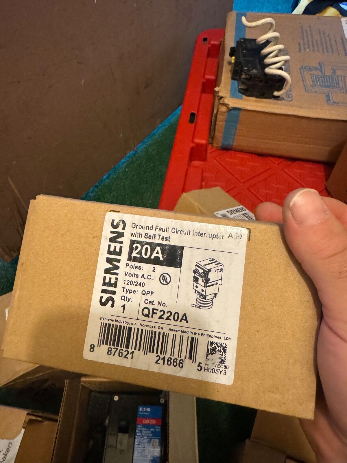 Siemens QF220A 20 Amp 120V Ground Fault Circuit Interrupter