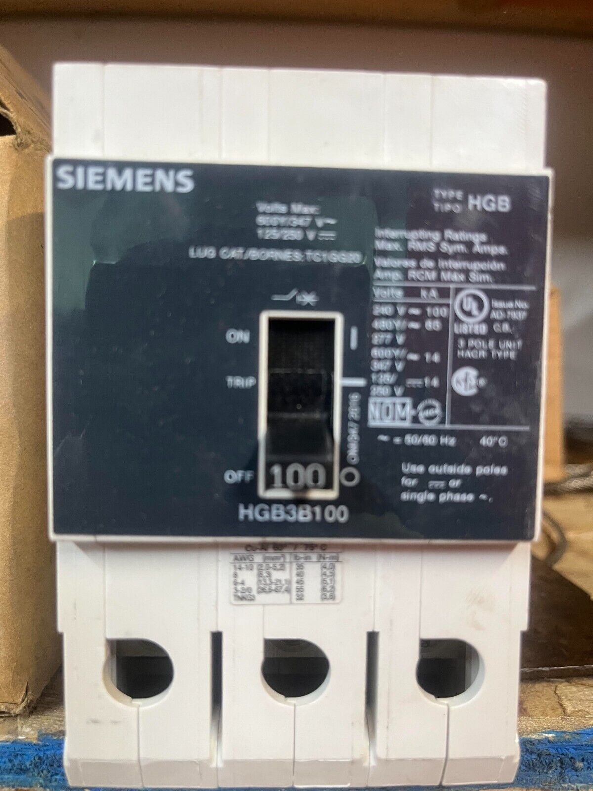 Siemens HGB3B100B 100 Amp 3 Pole 480 Volt Bolt-On Molded Case Circuit Breaker