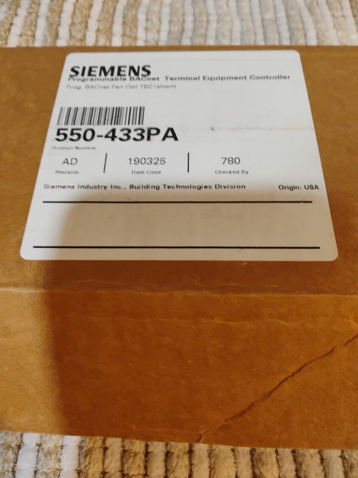 SIEMENS Programmable BACnet TEC Terminal Equipment Controller 550-433PA 