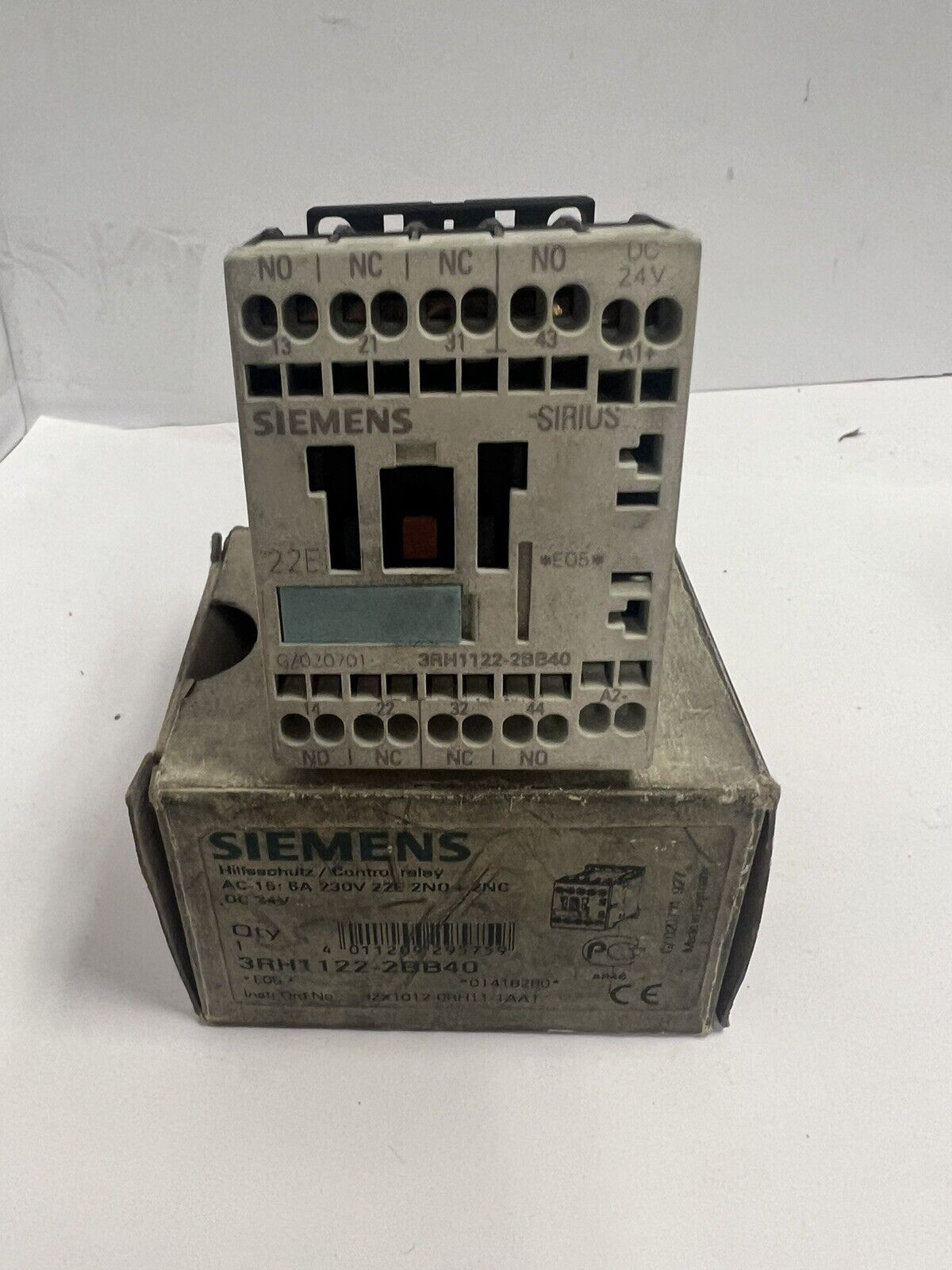 New For SIEMENS 3RH1122-2BB40 3RH11222BB40 Control Relay