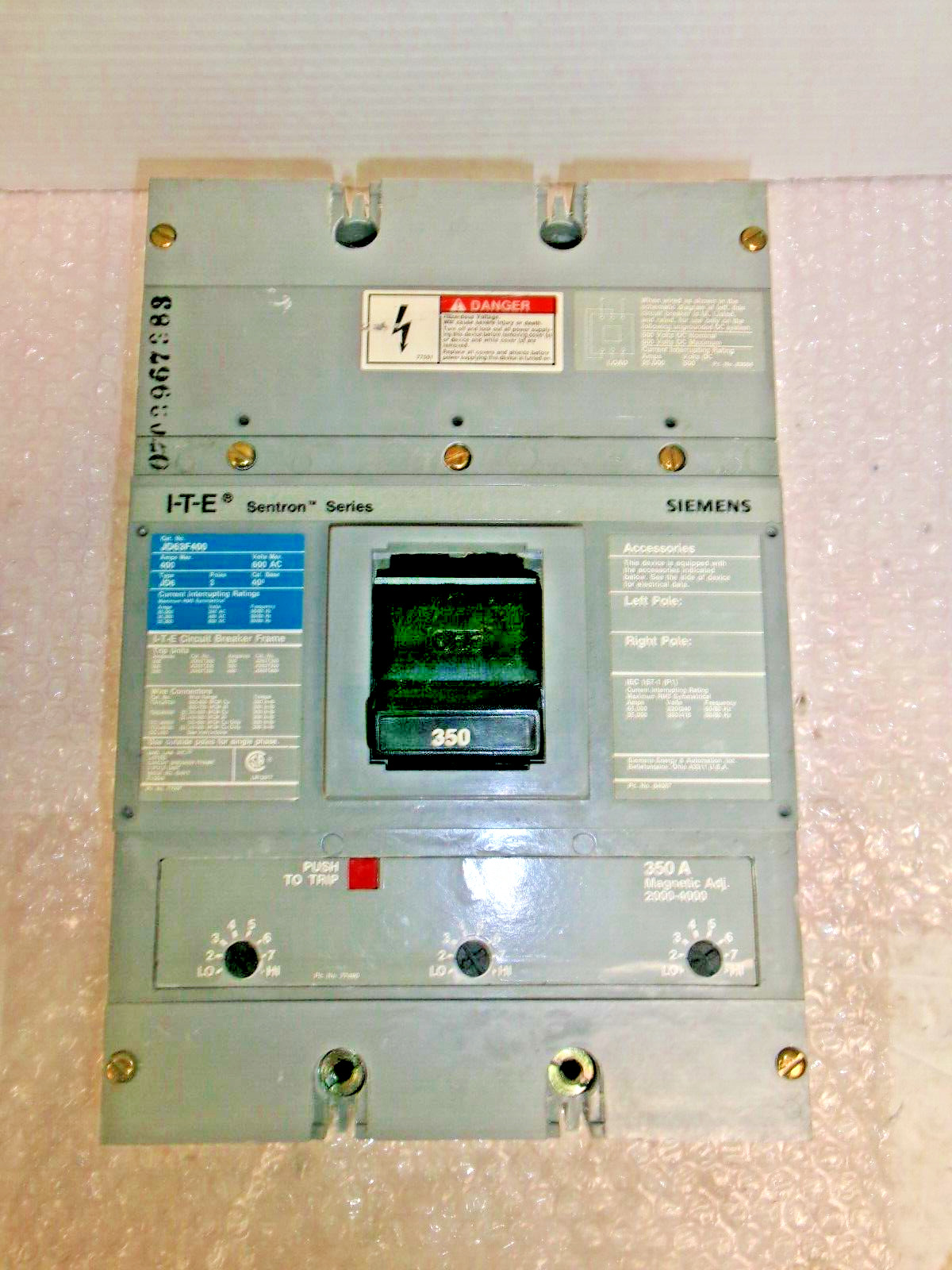 Siemens ITE Molded Case Circuit Breaker 3P 400A 600V | JD63F400 |  (NEW)