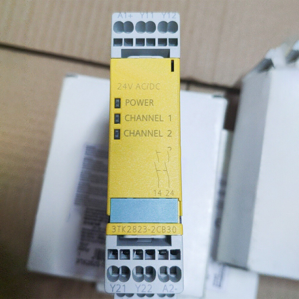 24V For Siemens 3TK2823-2CB30 Safety Relay