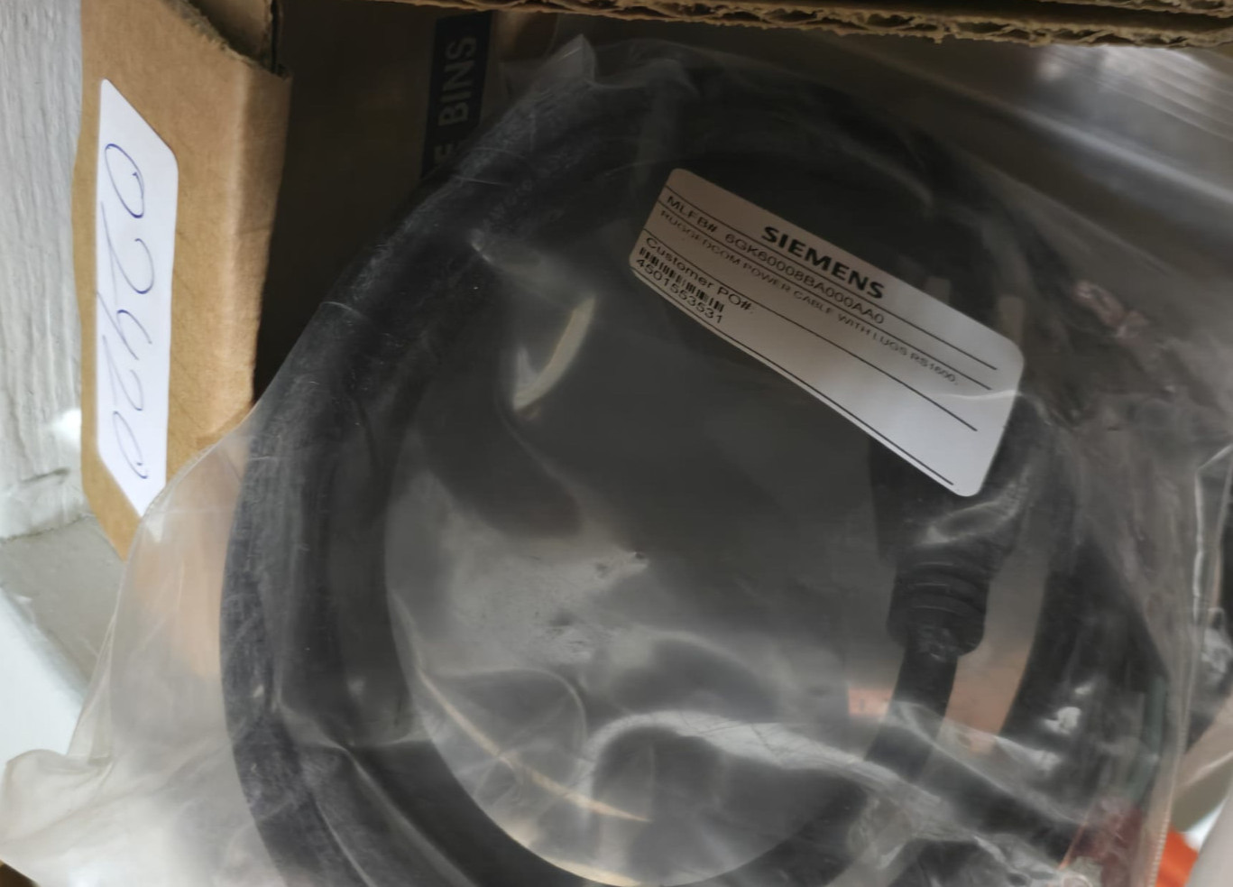SIEMENS 6GK60008BA000AA0 POWER CABLE "NEW SURPLUS US STOCK"