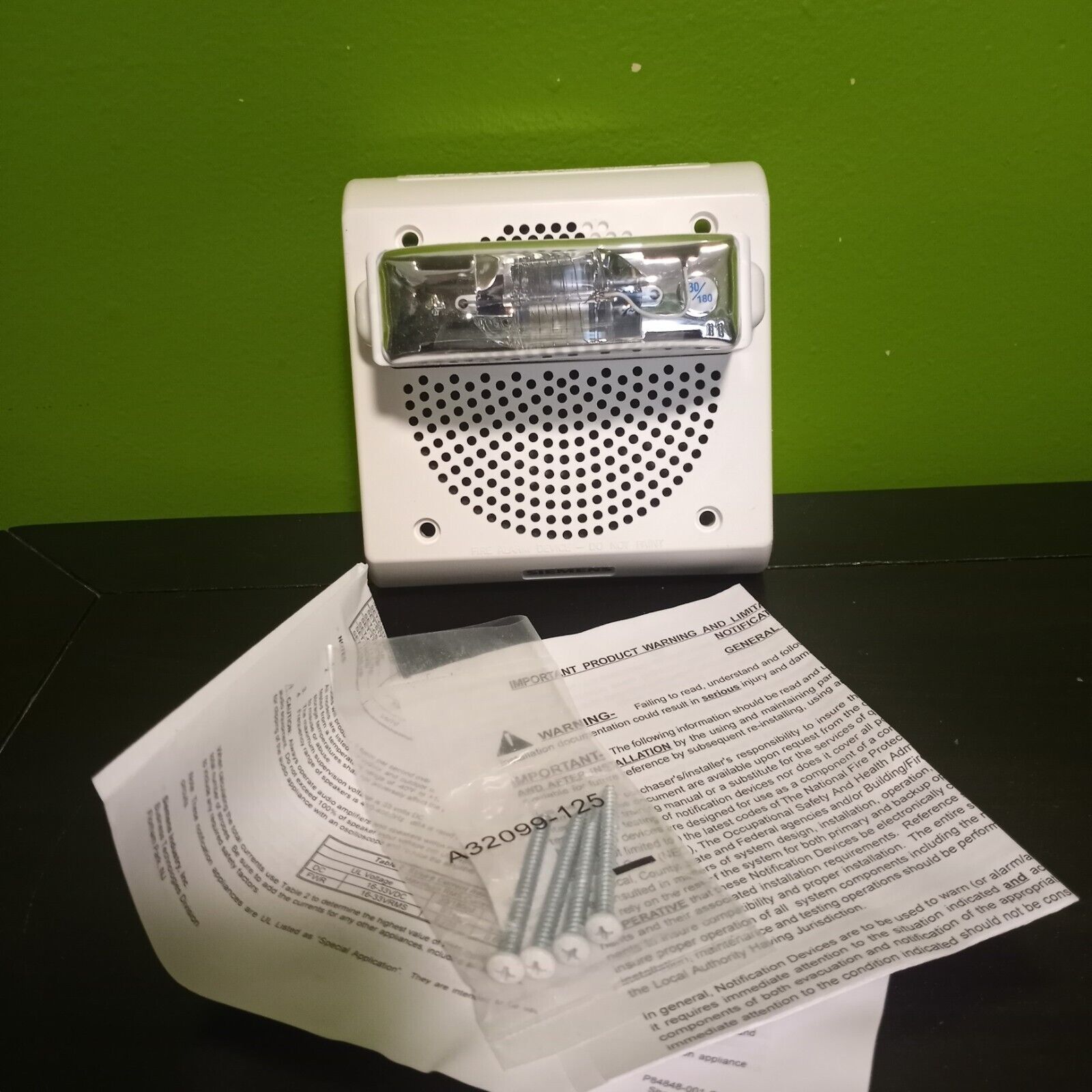 Siemens Industry SET-CS17-W-WP-ALERT Speaker Alarm And Strobe Light