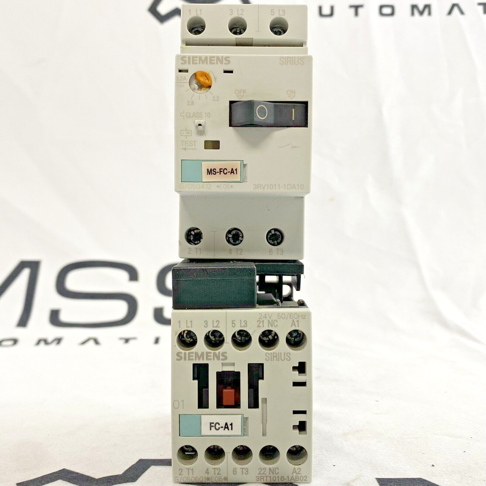 Siemens 3RV1011-1DA10 Switch W/3RT1016-1AB02 Contact
