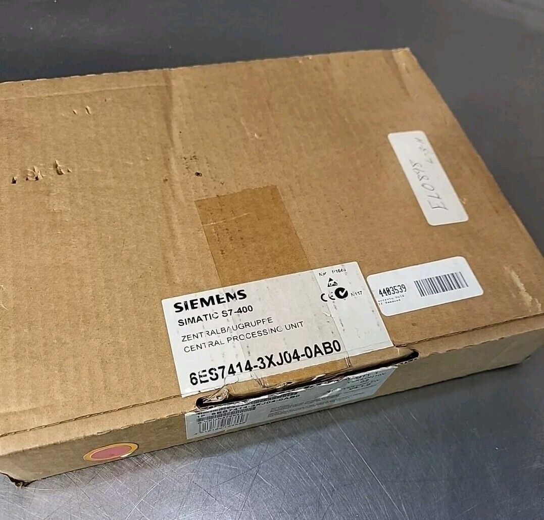 Siemens 6ES7 414-3XJ04-0AB0  SIMATIC S7-400                              Loc3B41