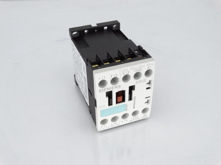 SIEMENS 3RT1015-1AK61 CONTACTOR