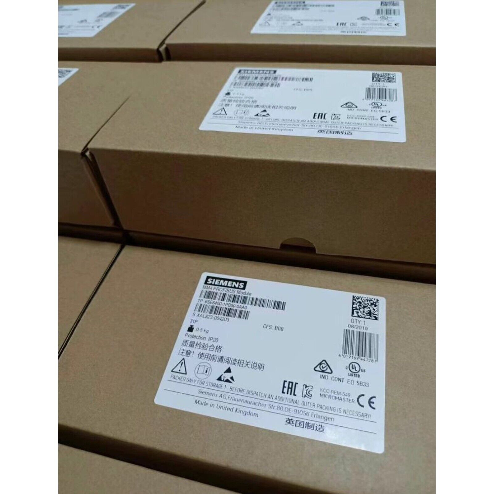 New Siemens 6SE6 400-1PB00-0AA0 6SE6400-1PB00-0AA0 MICROMASTER 4 PROFIBUS module
