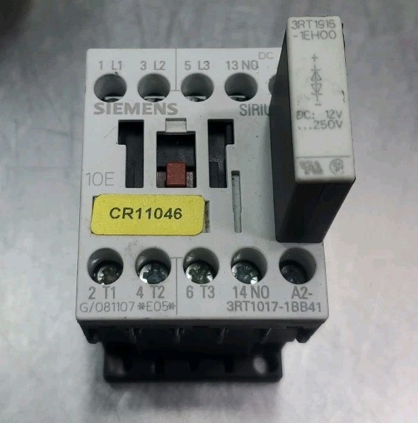 Siemens 3RT1017-1BB41 SIRIUS Contactor w/3RT1916-1EH00 Module.             4E-50