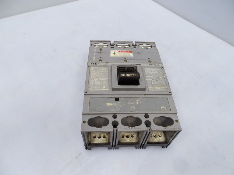 SIEMENS LXD63S600A CIRCUIT BREAKER (144611 - USED)