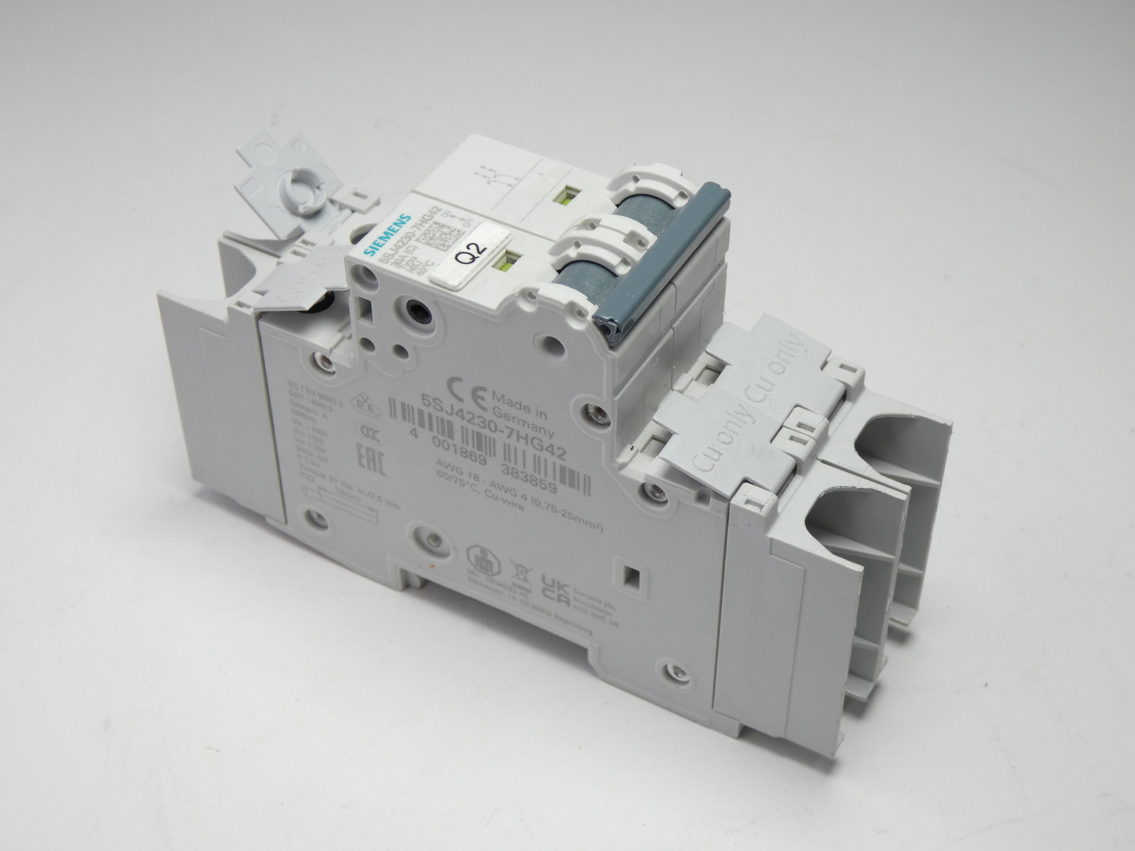 Siemens 5SJ4230-7HG42 Miniature 30A Circuit Breaker MCB