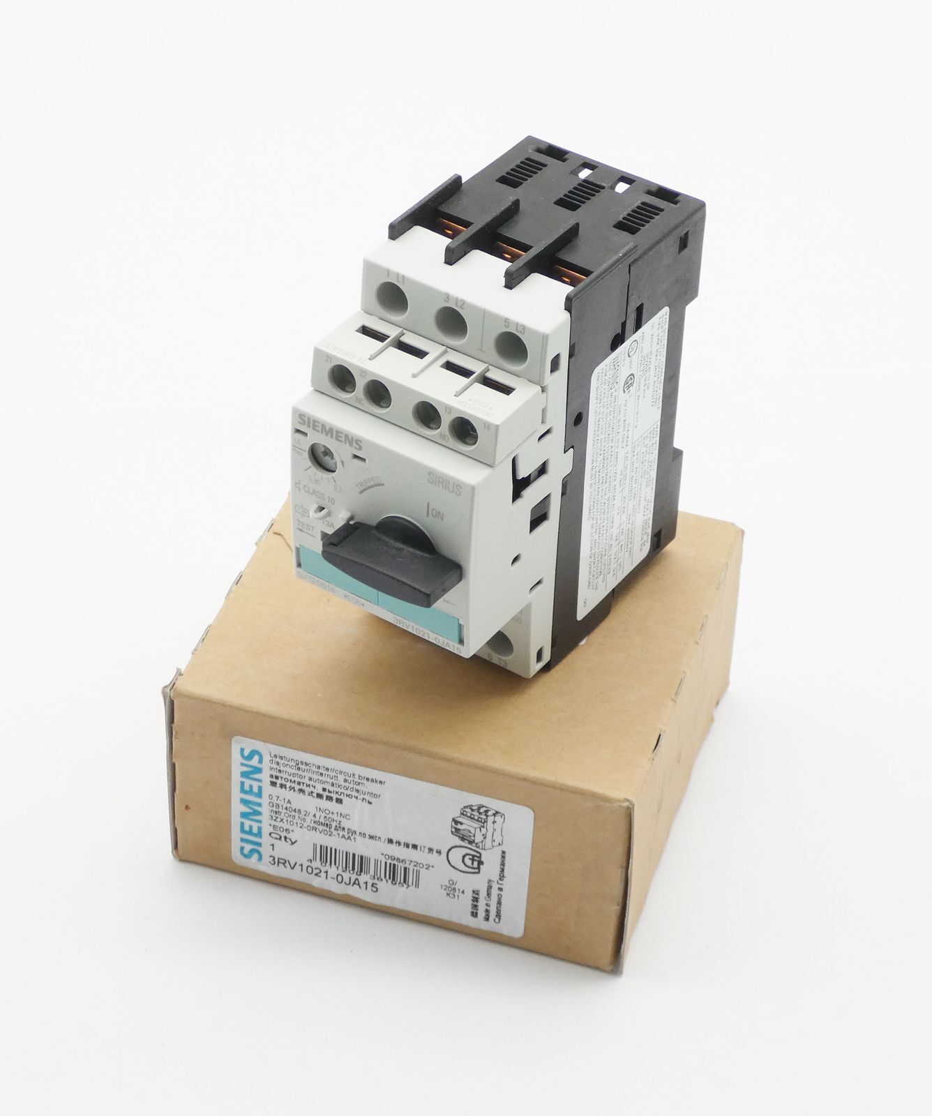 Siemens 3RV1021-0JA15 3RV1 021-0JA15 Circuit Breaker + 3RV1901-E -Unused/Original Packaging-
