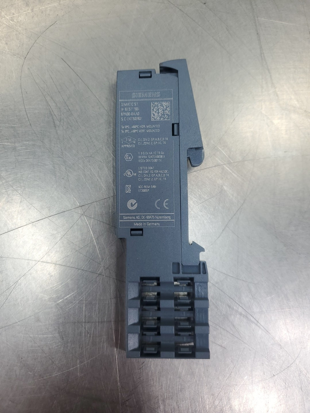 Siemens 6ES7 193-6PA00-0AA0 Simatic S7 End Cap Module.                     3E-41