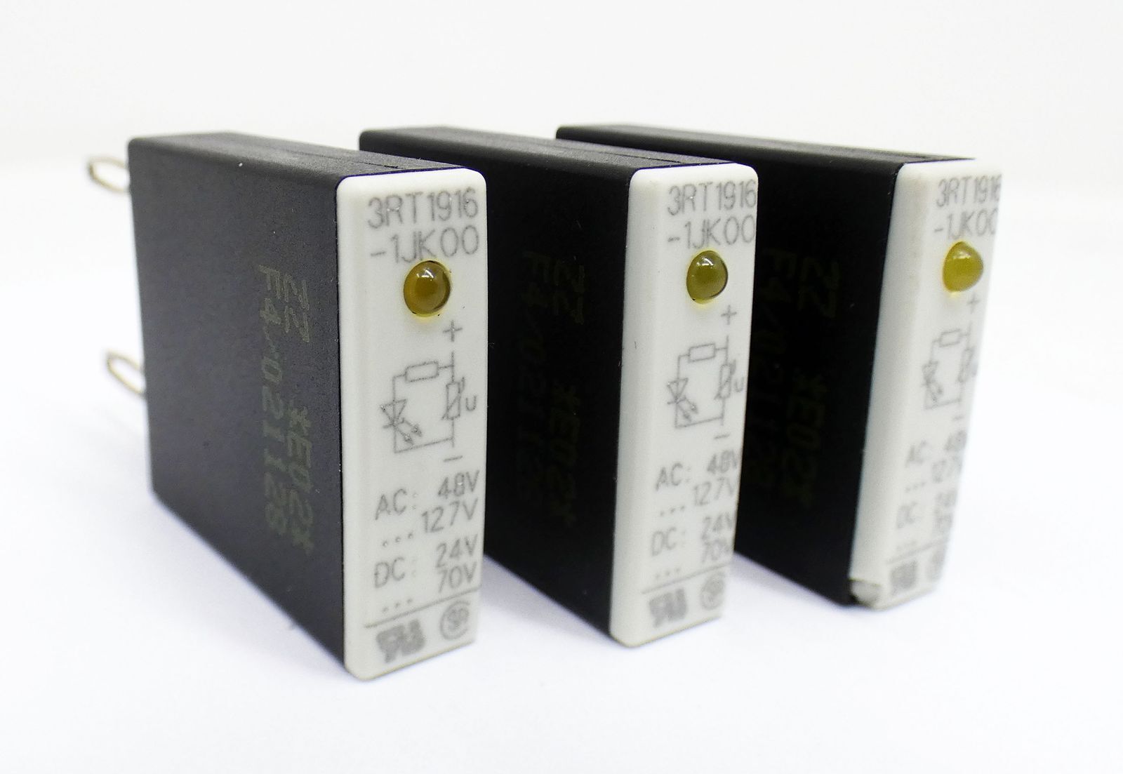 3x Siemens 3RT1916-1JK00 E-Stand: 02 Surge Limiter -Unused-